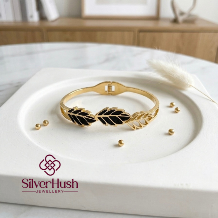 The Leaf Cuff